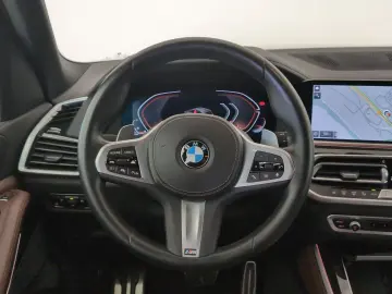 BMW X5 xDrive40d M Sport Navi AHK 360  SHZ DAB Navi