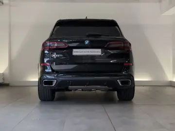 BMW X5 xDrive40d M Sport Navi AHK 360  SHZ DAB Navi