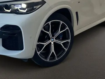 BMW X5 xDrive 40d M-Sport 7-SITZ FOND AIR PANO AHK
