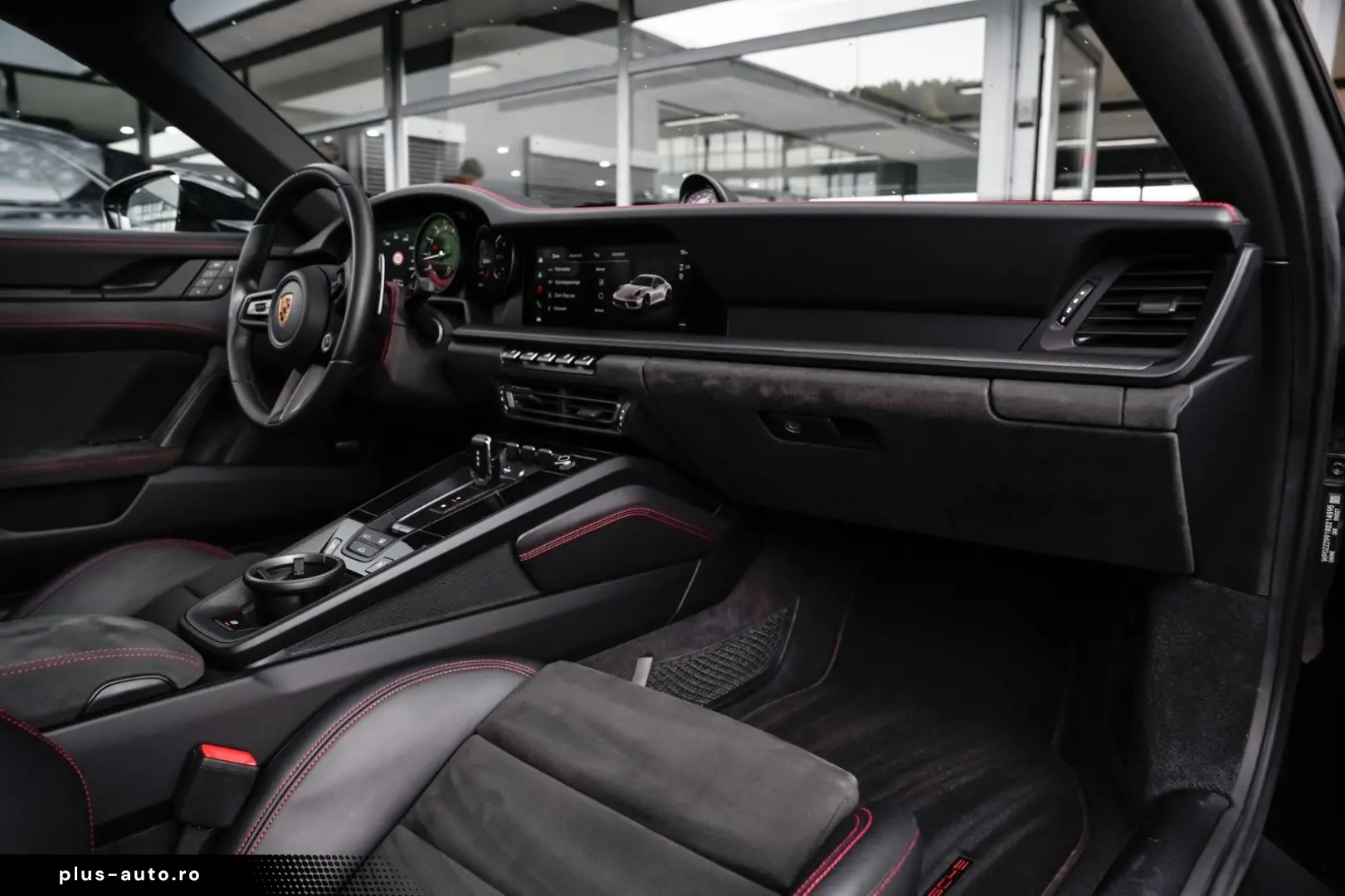 PORSCHE 992 Carrera 4 GTS Aerokit-Matrix-Pano-Approved
