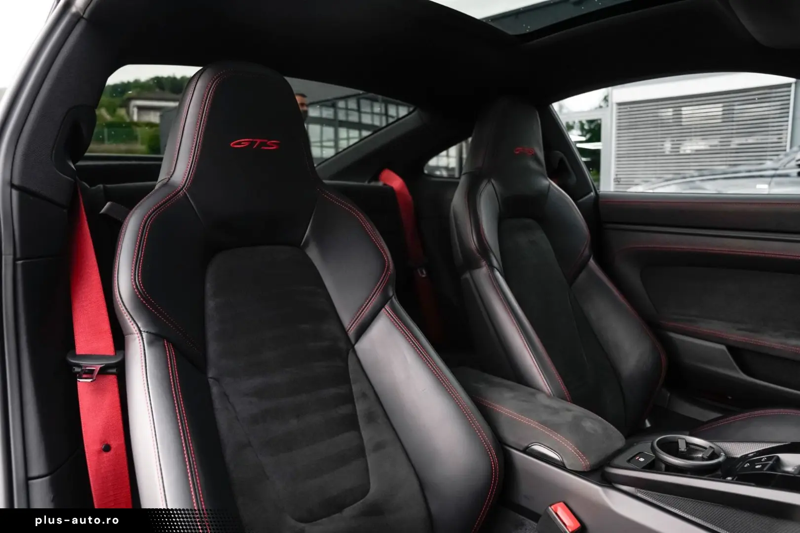 PORSCHE 992 Carrera 4 GTS Aerokit-Matrix-Pano-Approved