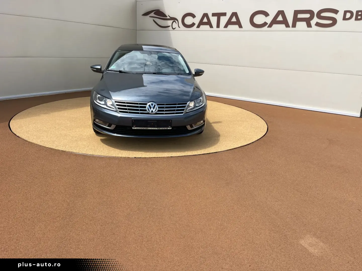 Volkswagen Passat-Cc