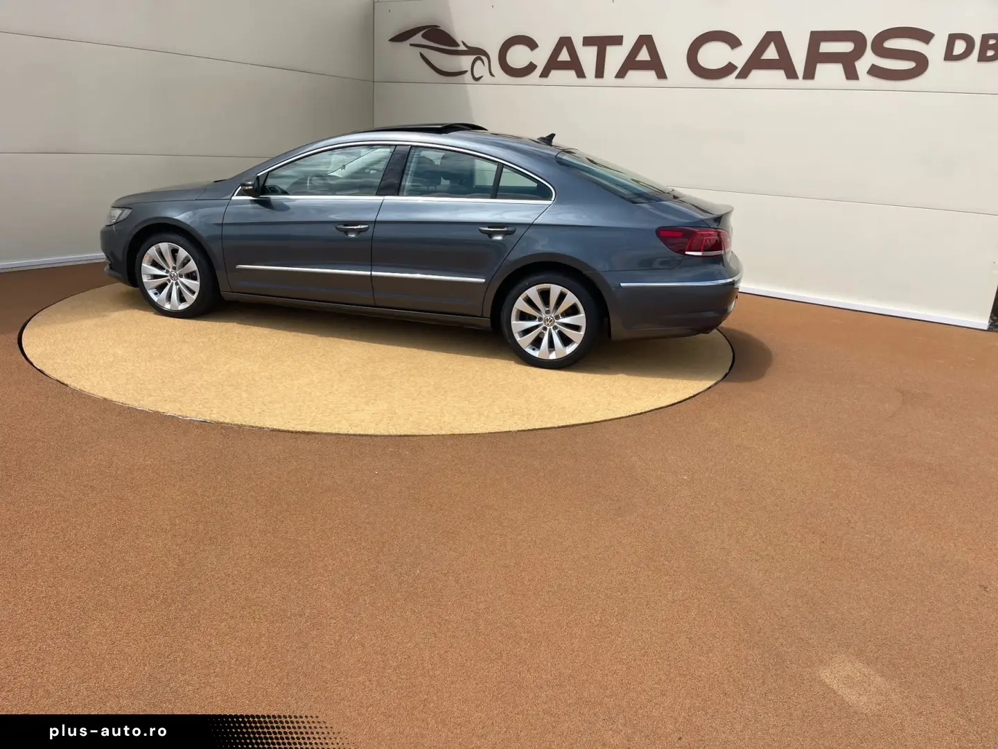 Volkswagen Passat-Cc