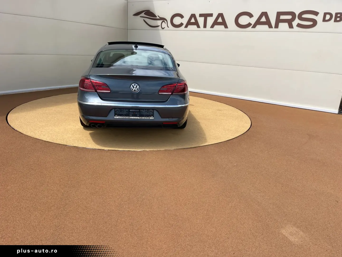 Volkswagen Passat-Cc