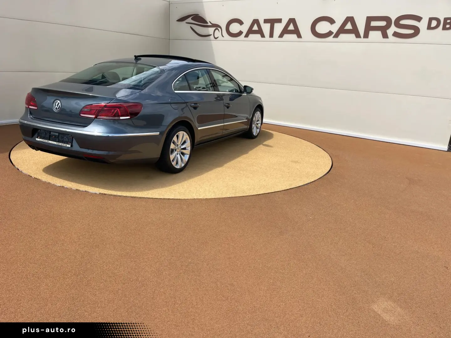 Volkswagen Passat-Cc