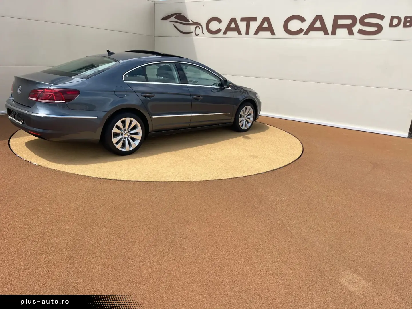 Volkswagen Passat-Cc