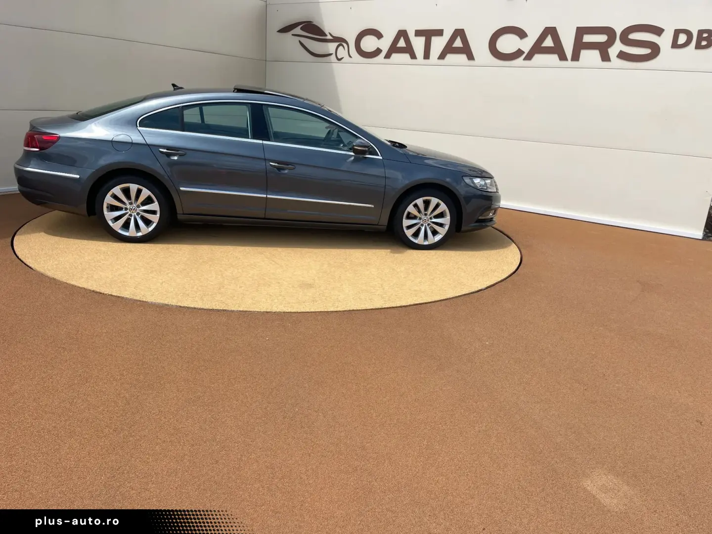 Volkswagen Passat-Cc