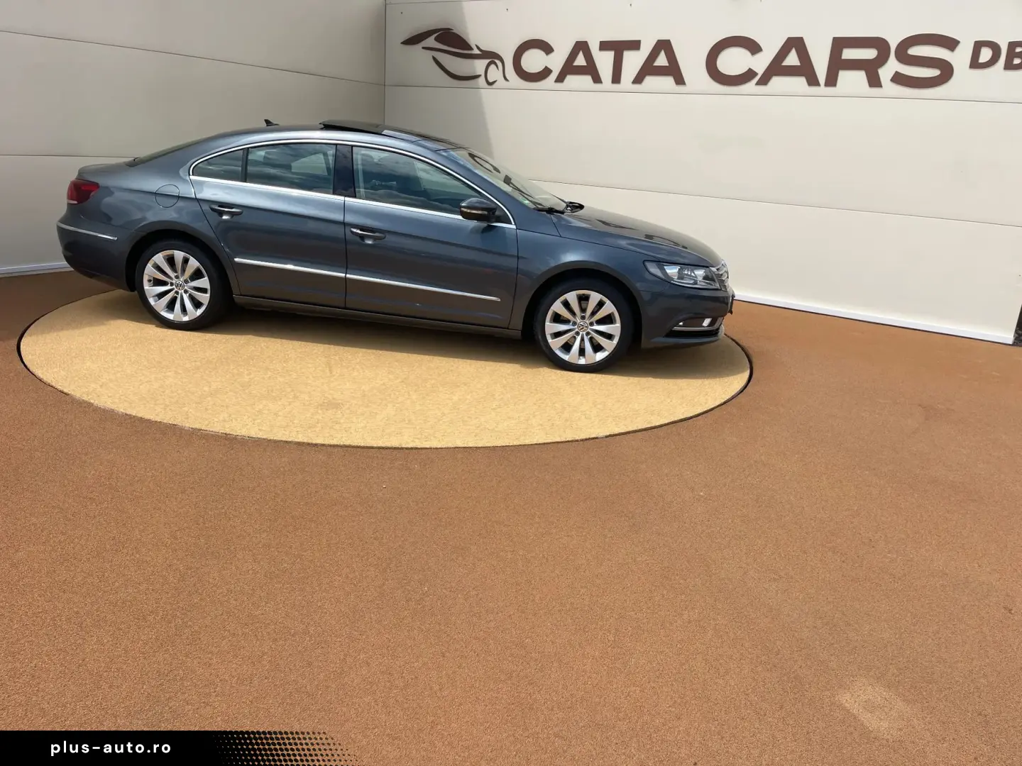 Volkswagen Passat-Cc