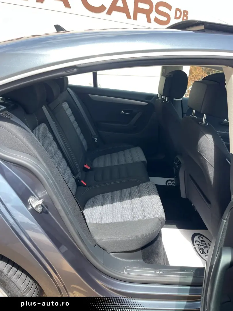 Volkswagen Passat-Cc