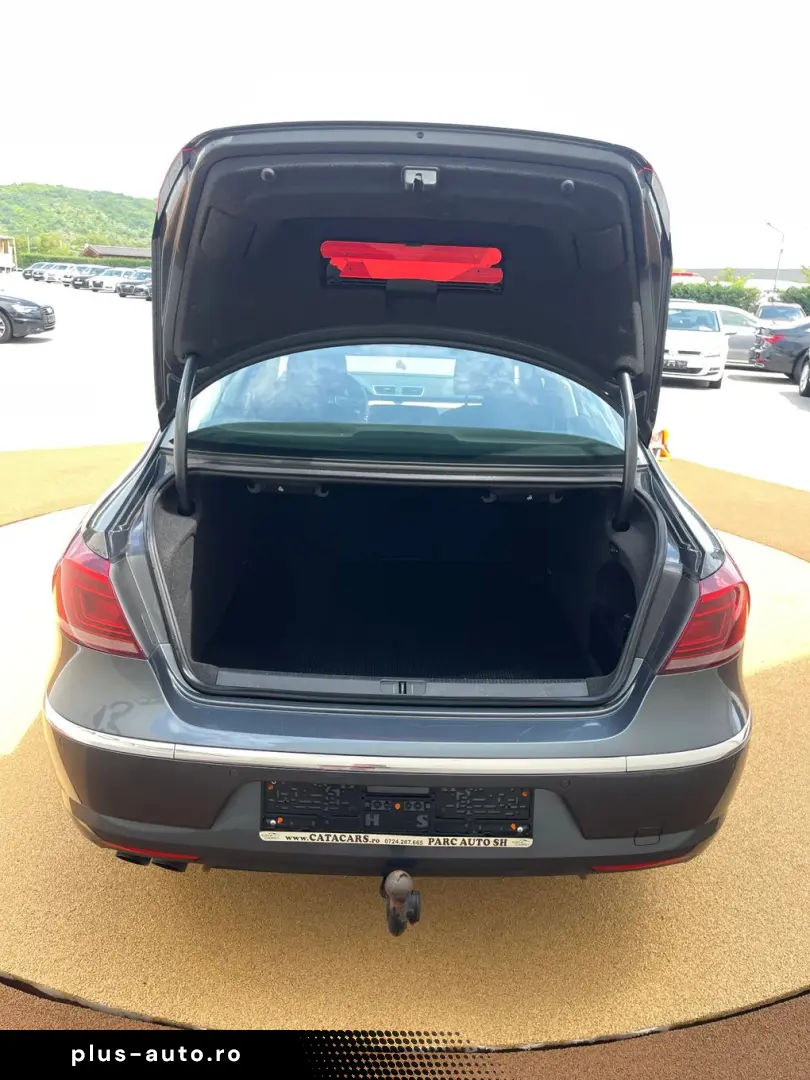 Volkswagen Passat-Cc