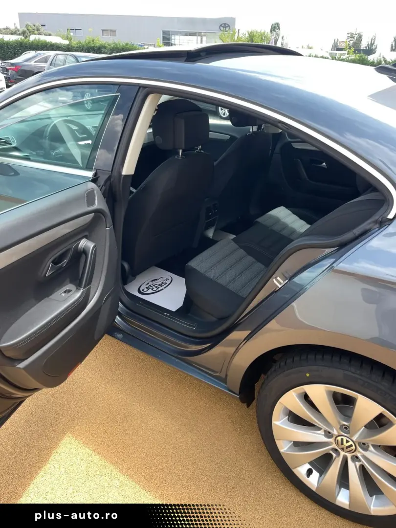 Volkswagen Passat-Cc