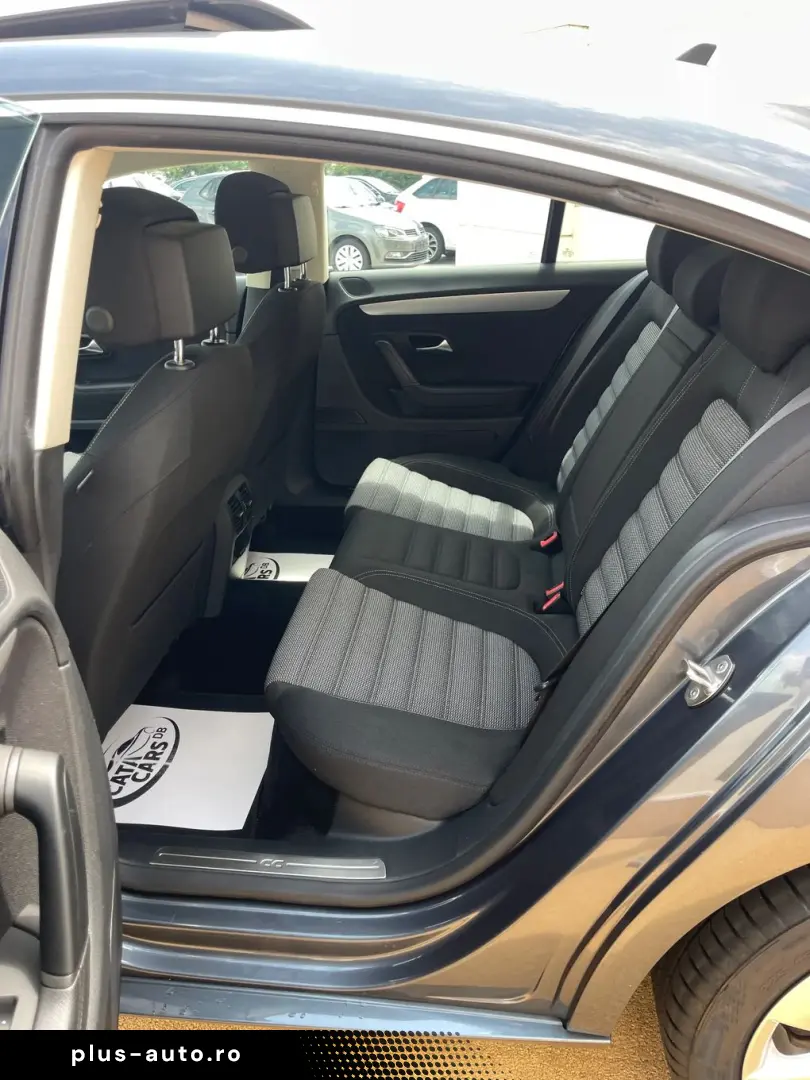 Volkswagen Passat-Cc