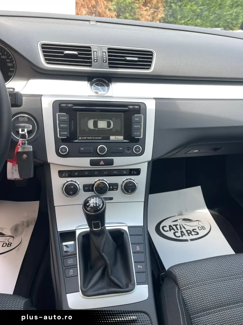 Volkswagen Passat-Cc
