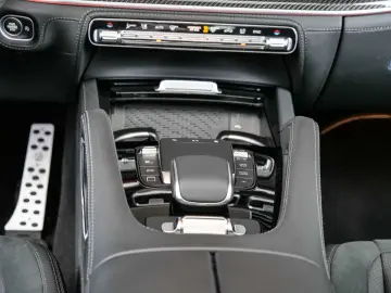 MERCEDES-BENZ GLS 800 Brabus Black