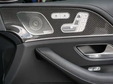MERCEDES-BENZ GLS 800 Brabus Black