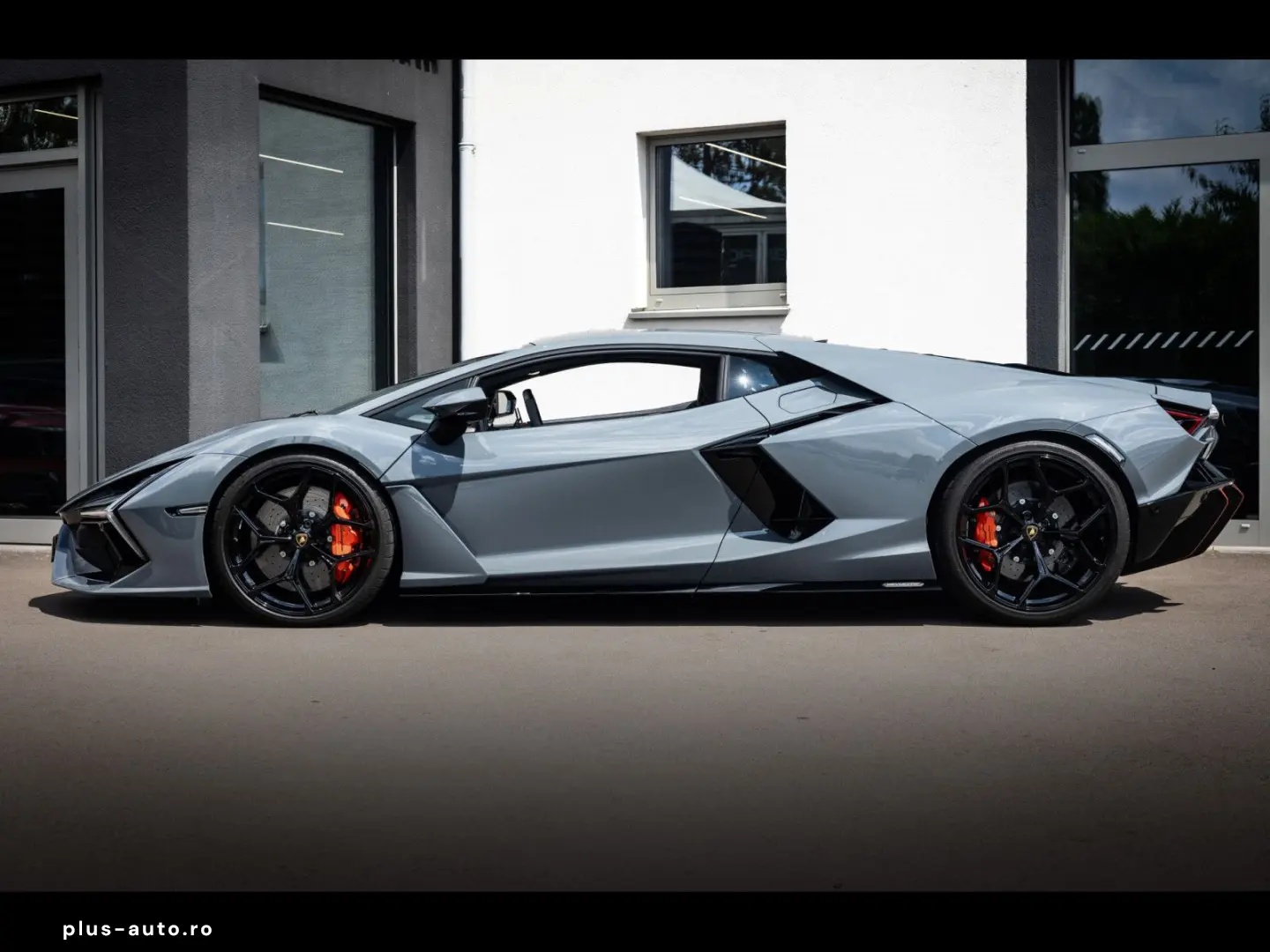 LAMBORGHINI Revuelto  GRIGIO TELESTO PPF CARBON SONUS LIFT