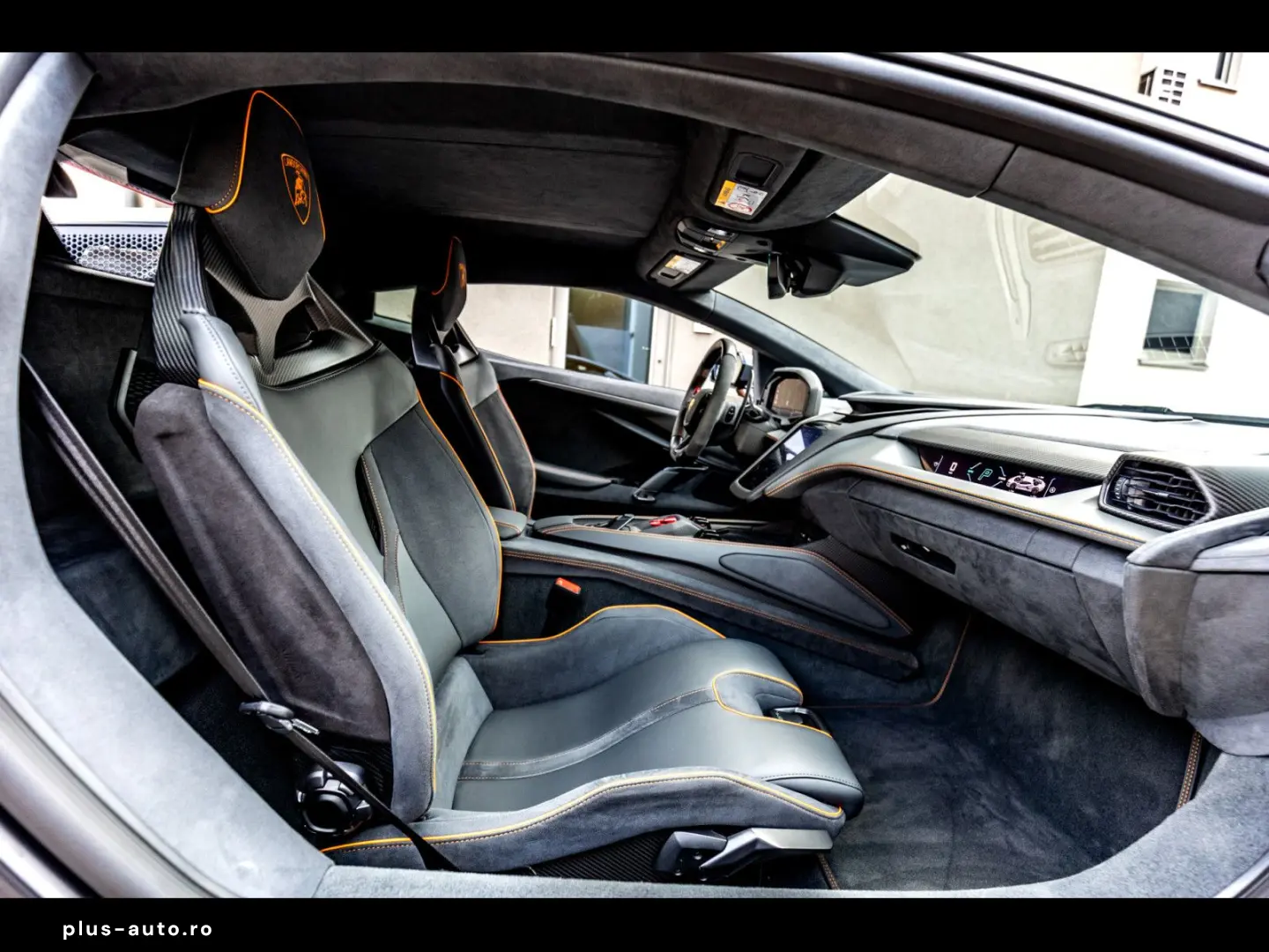 LAMBORGHINI Revuelto  GRIGIO TELESTO PPF CARBON SONUS LIFT