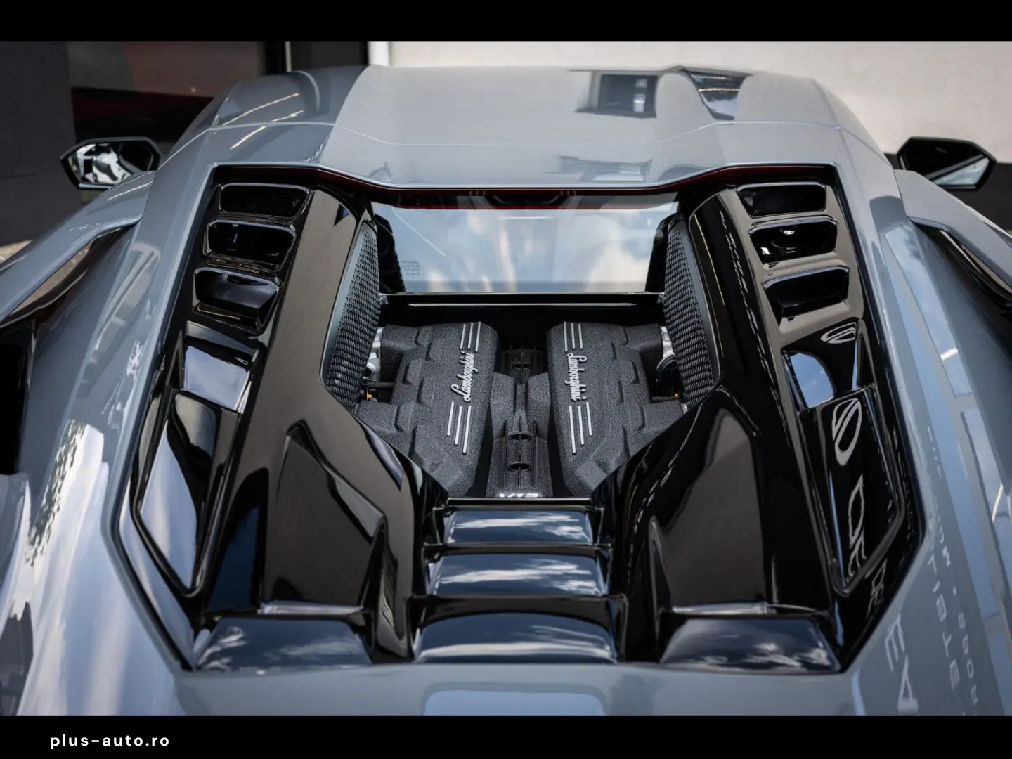 LAMBORGHINI Revuelto  GRIGIO TELESTO PPF CARBON SONUS LIFT