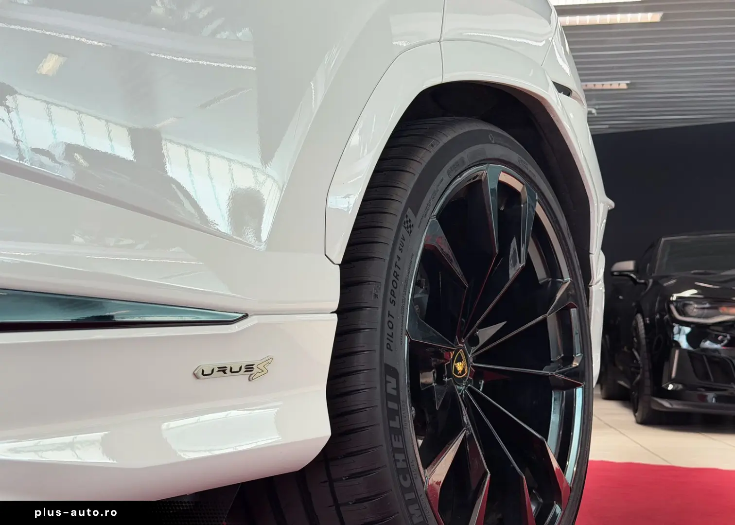 LAMBORGHINI Urus S ACC ANIMA HU PANO SOFTCLOSE 1.HAND MWST