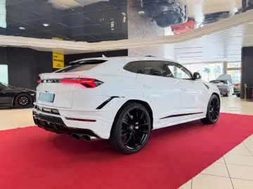 LAMBORGHINI Urus S ACC ANIMA HU PANO SOFTCLOSE 1.HAND MWST