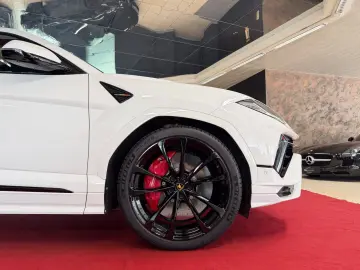 LAMBORGHINI Urus S ACC ANIMA HU PANO SOFTCLOSE 1.HAND MWST