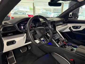 LAMBORGHINI Urus S ACC ANIMA HU PANO SOFTCLOSE 1.HAND MWST