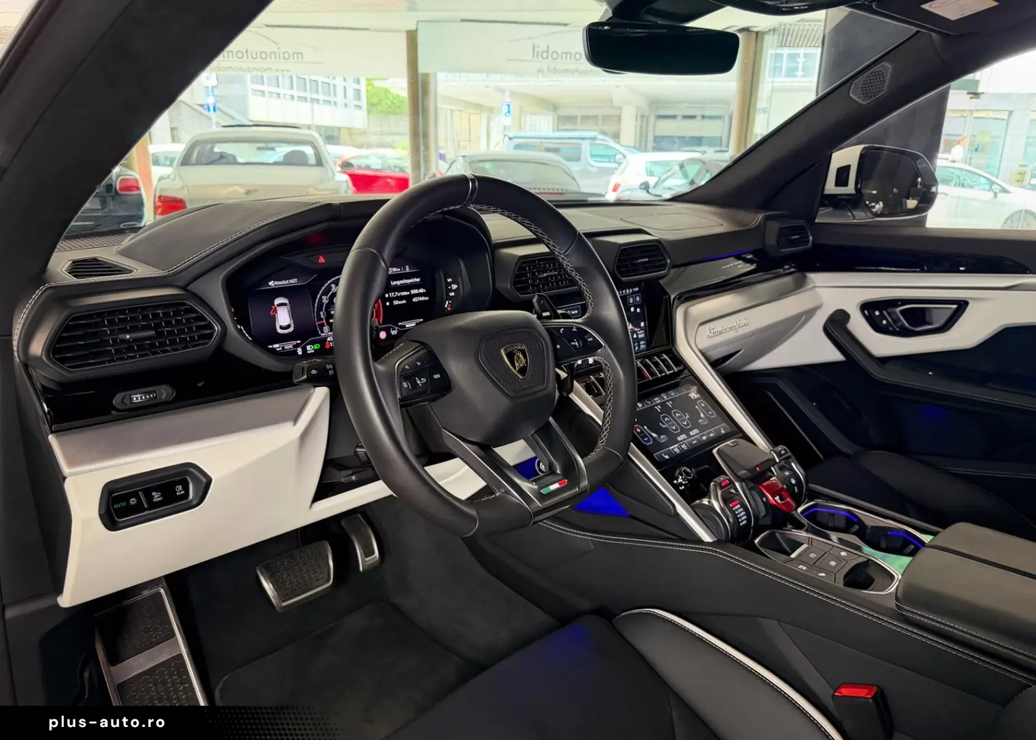 LAMBORGHINI Urus S ACC ANIMA HU PANO SOFTCLOSE 1.HAND MWST