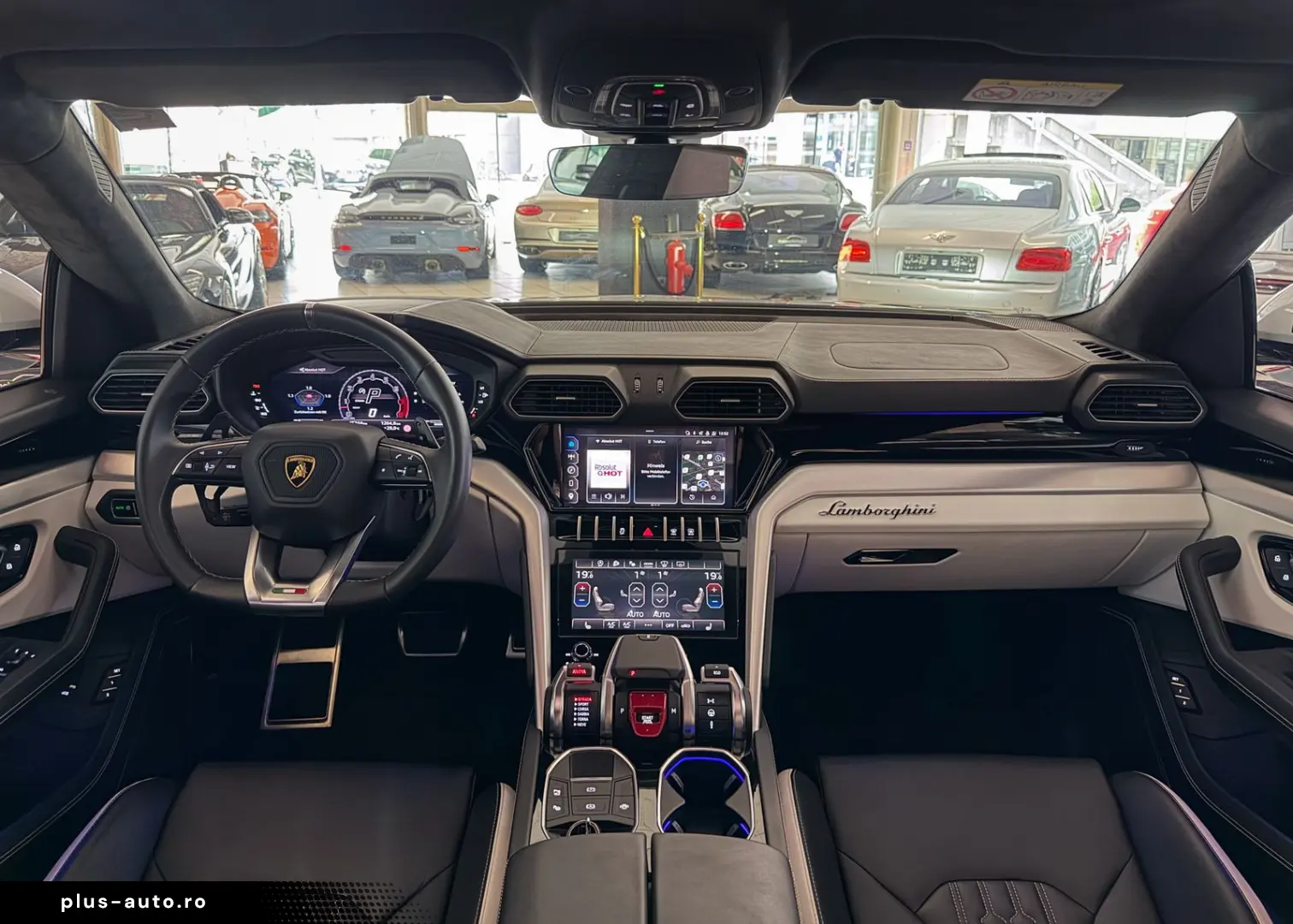 LAMBORGHINI Urus S ACC ANIMA HU PANO SOFTCLOSE 1.HAND MWST