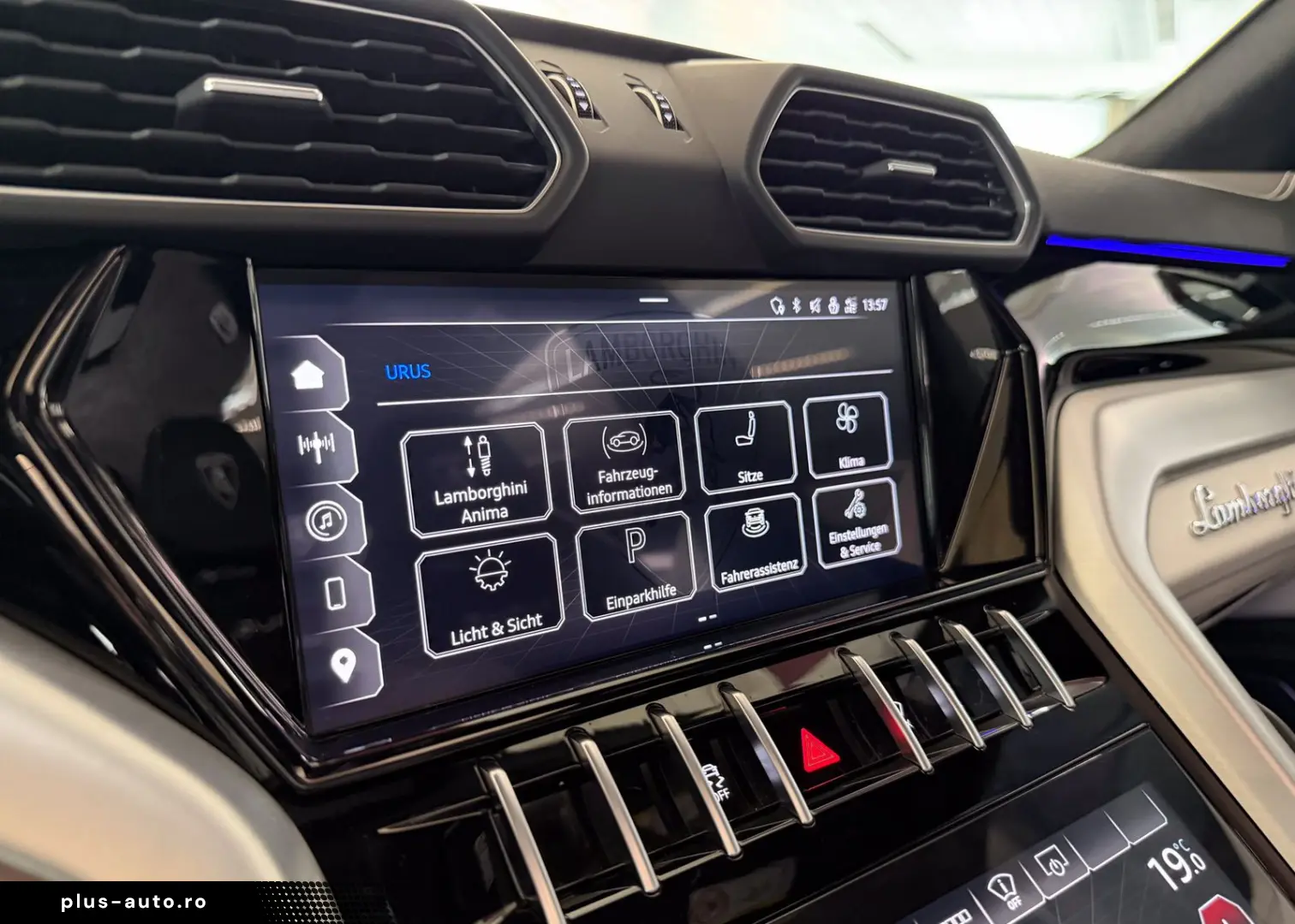 LAMBORGHINI Urus S ACC ANIMA HU PANO SOFTCLOSE 1.HAND MWST