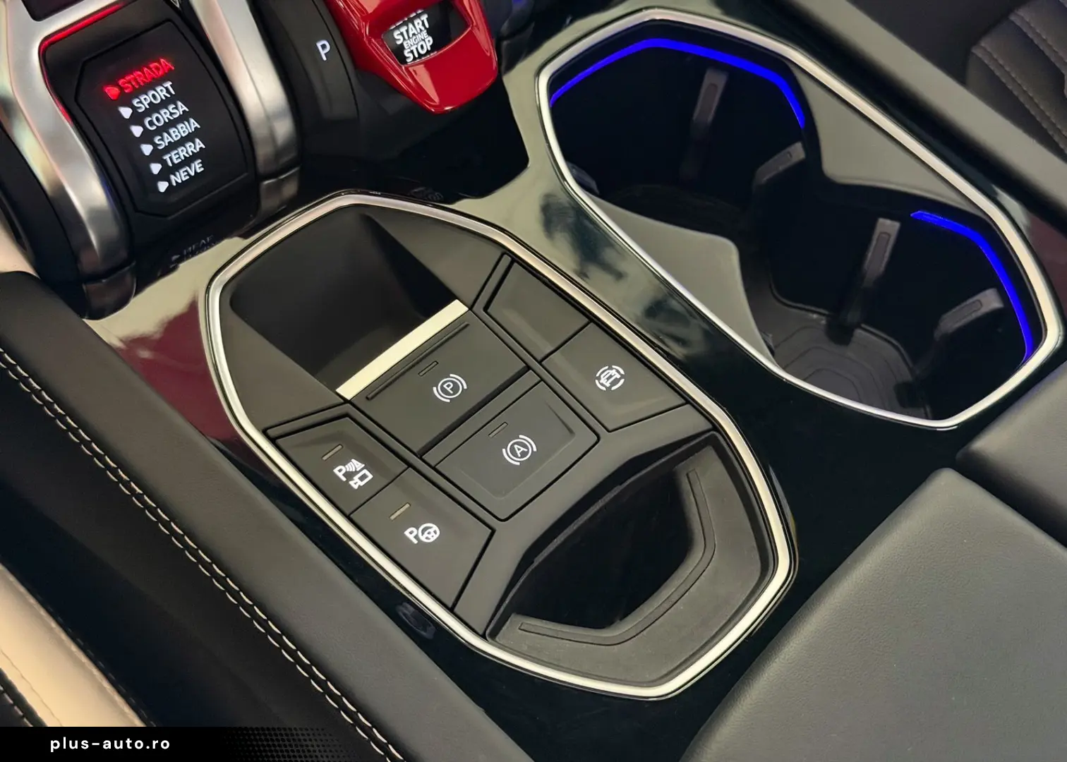 LAMBORGHINI Urus S ACC ANIMA HU PANO SOFTCLOSE 1.HAND MWST