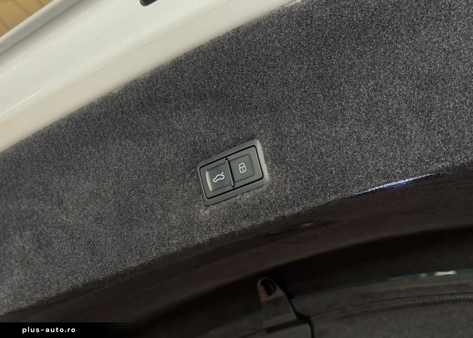 LAMBORGHINI Urus S ACC ANIMA HU PANO SOFTCLOSE 1.HAND MWST