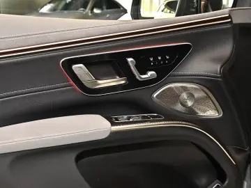 Mercedes-Benz EQS 580 SUV