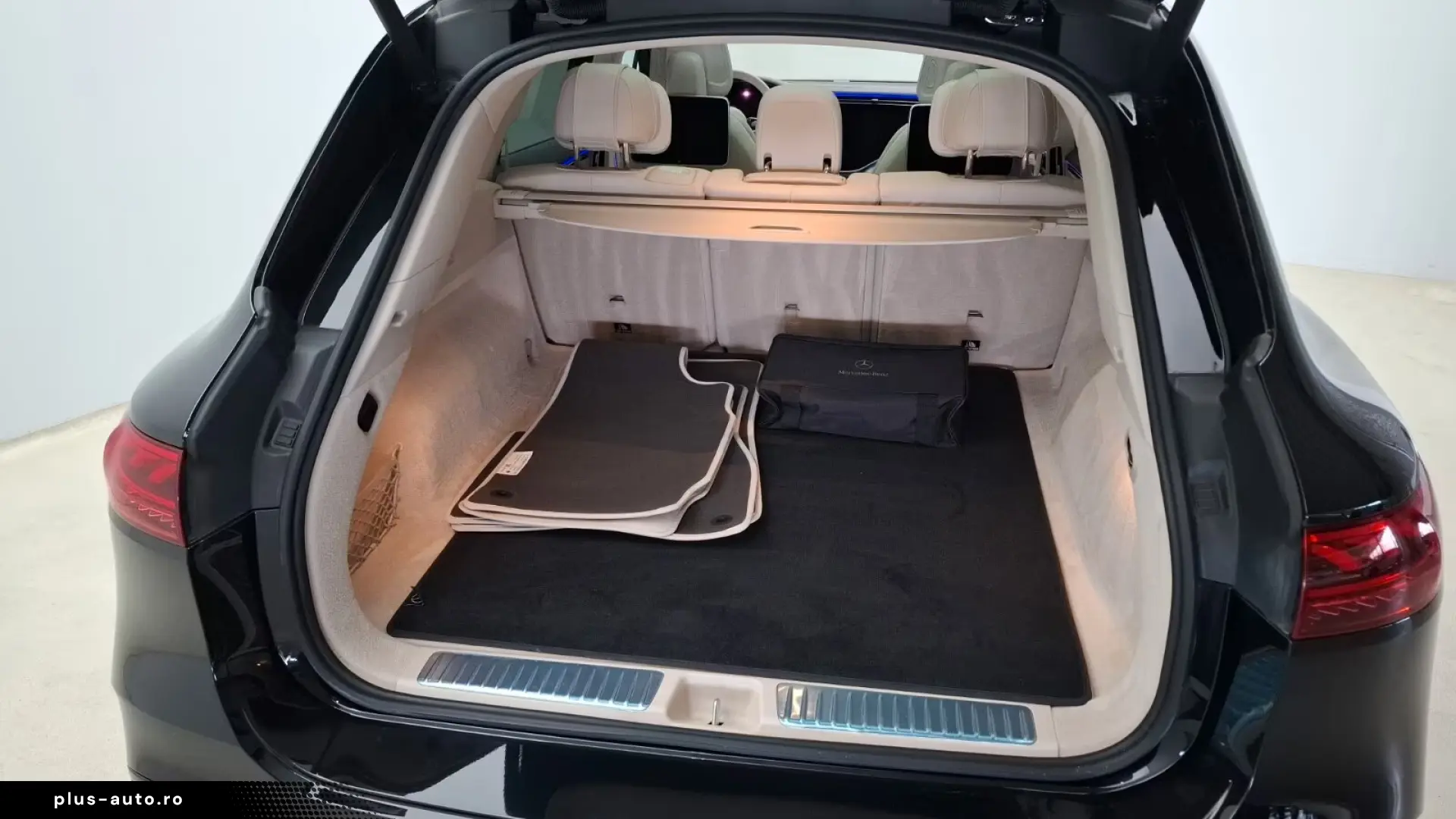 Mercedes-Benz EQS 450  SUV AMG Business Class Hyperscreen