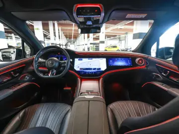 Mercedes-Benz EQS 450  SUV AMG Sport Premium  Hyperscreen