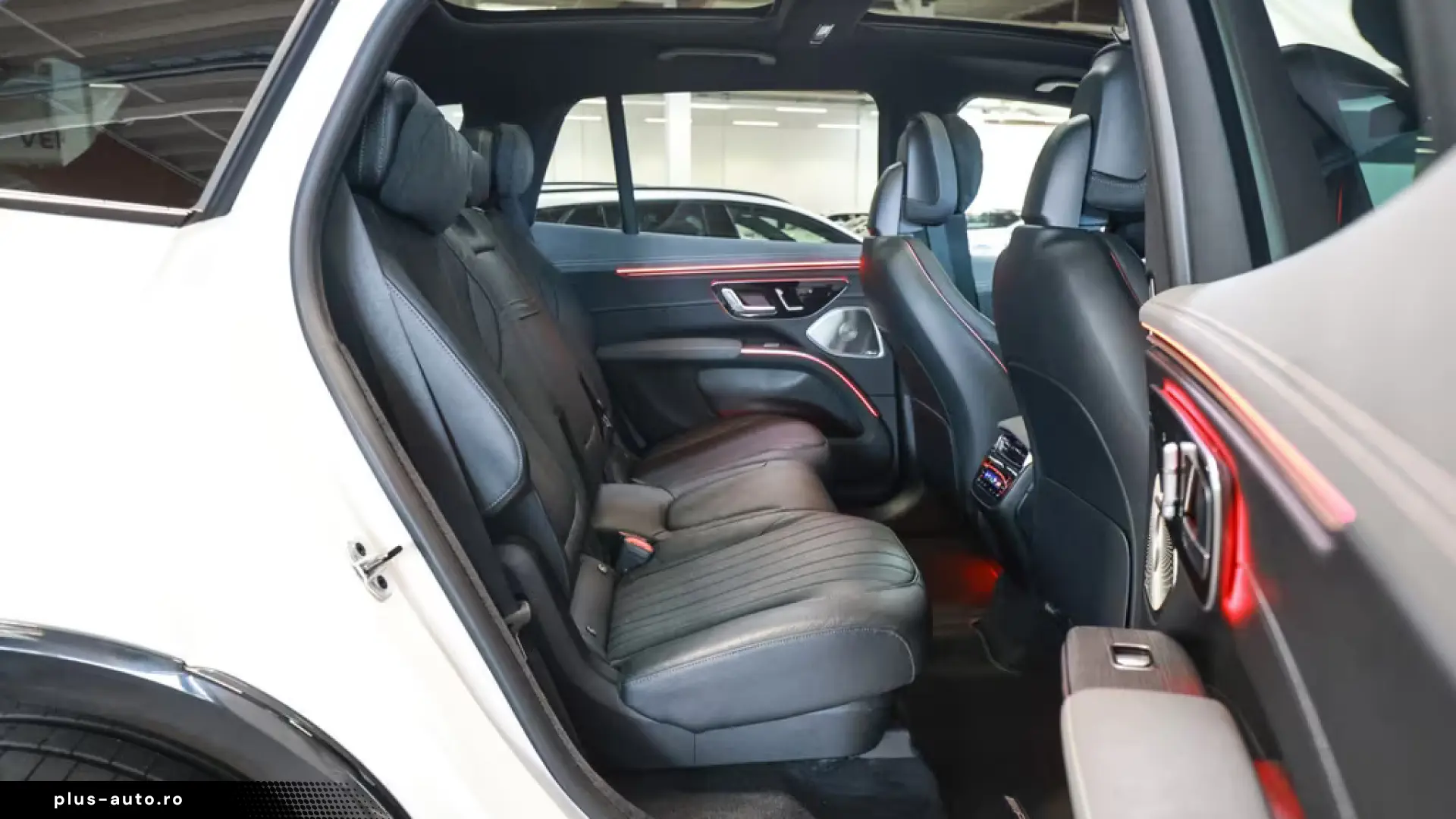 Mercedes-Benz EQS 450  SUV AMG Sport Premium  Hyperscreen