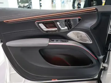 Mercedes-Benz EQS 450  SUV AMG Sport Premium  Hyperscreen