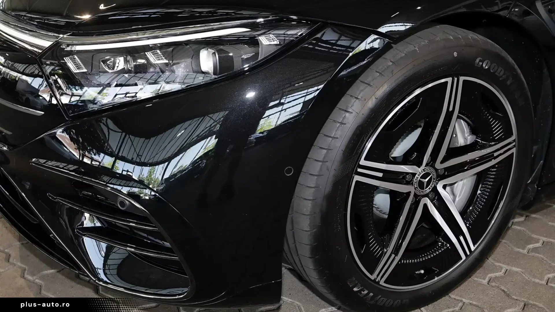 Mercedes-Benz EQS 450   AMG PANO