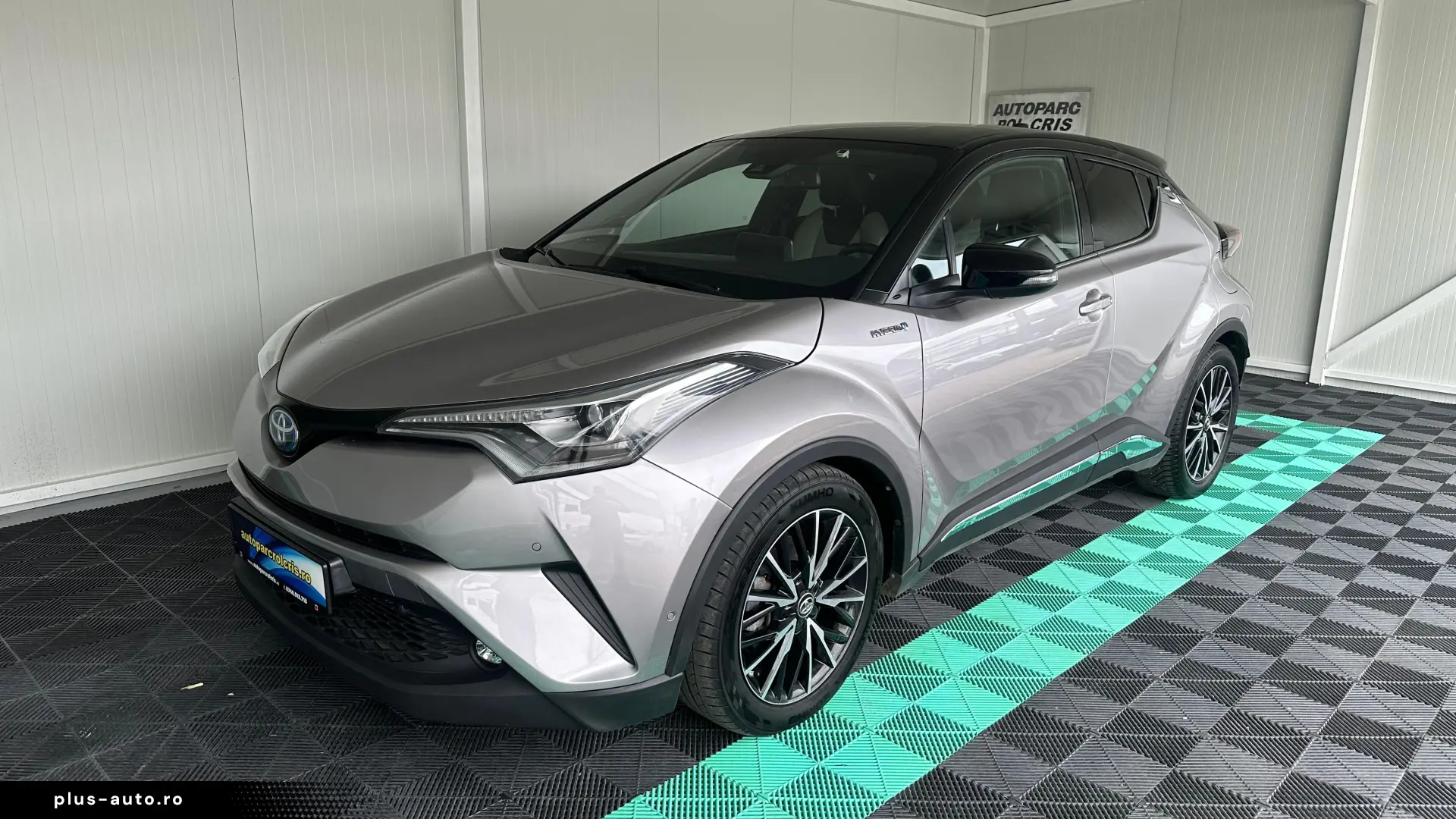 Toyota C-HR Hibrid 1.8 Benzina 122 CP An 2018