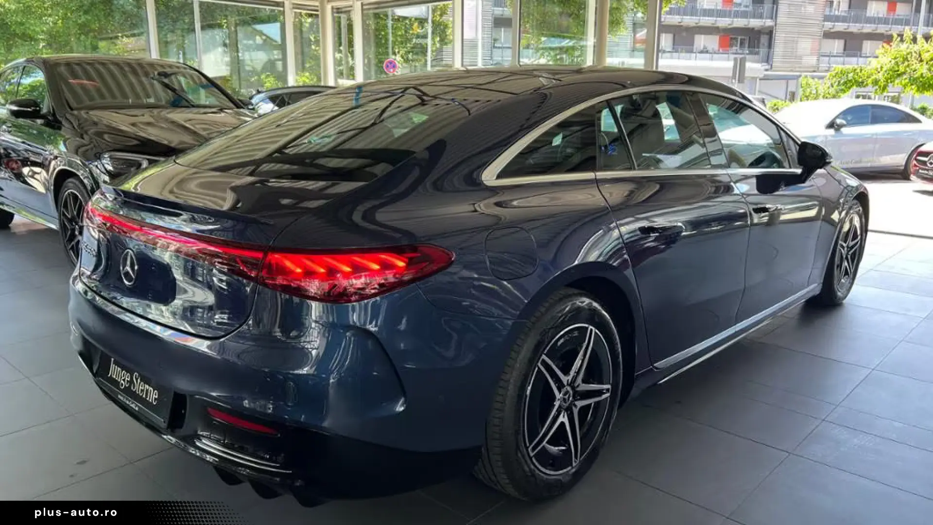 Mercedes-Benz EQS 450  AMG Carbon Hyperscreen Softclose
