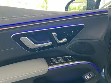 Mercedes-Benz EQS 450  AMG Carbon Hyperscreen Softclose