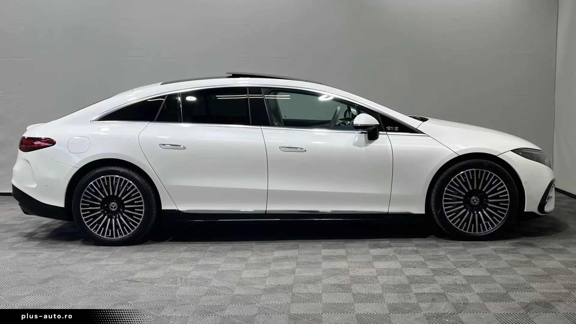 Mercedes-Benz EQS 450  AMG Premium Airmatic Massage