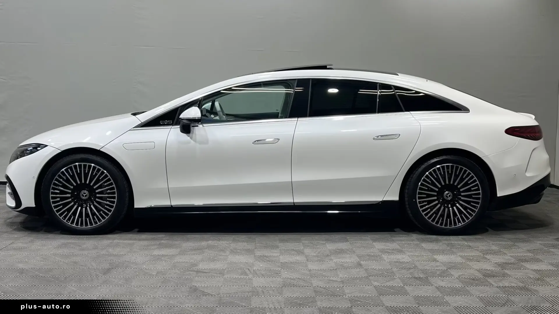 Mercedes-Benz EQS 450  AMG Premium Airmatic Massage