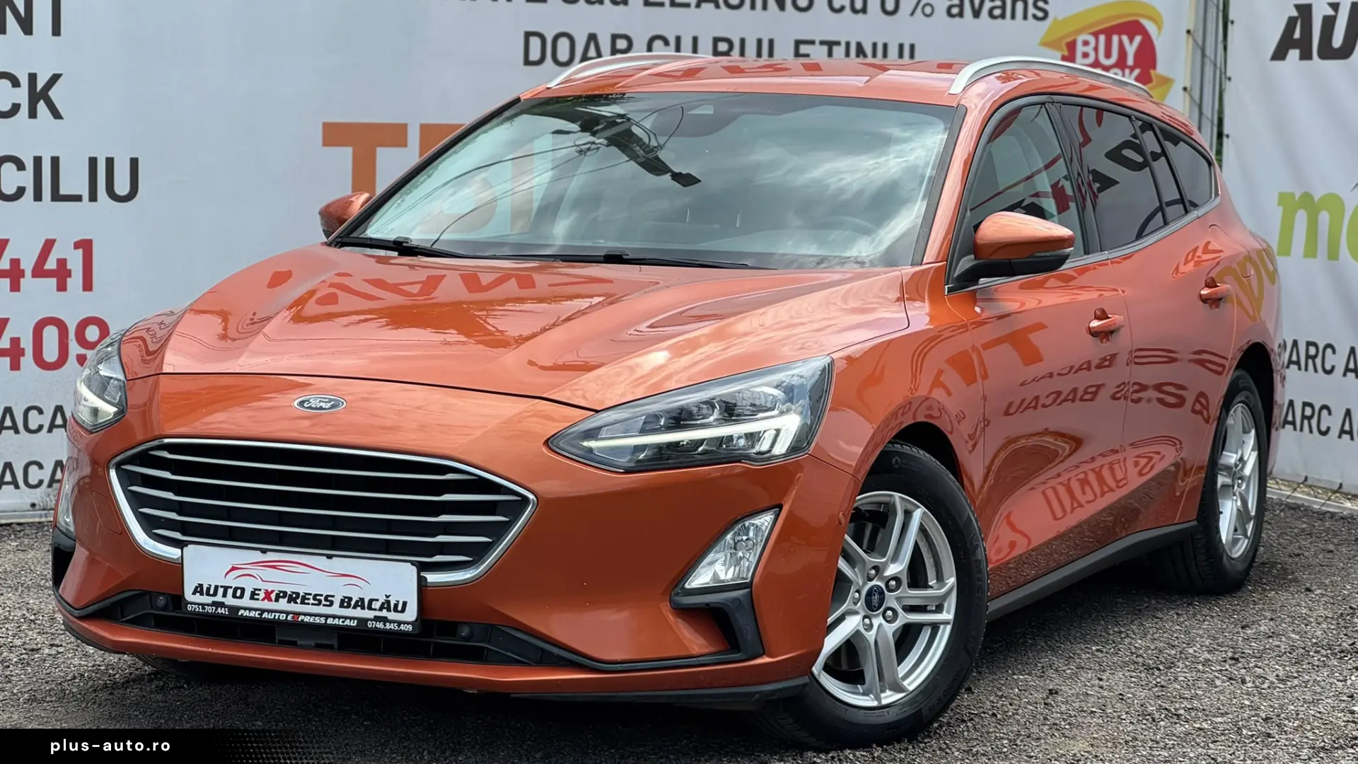 FORD FOCUS