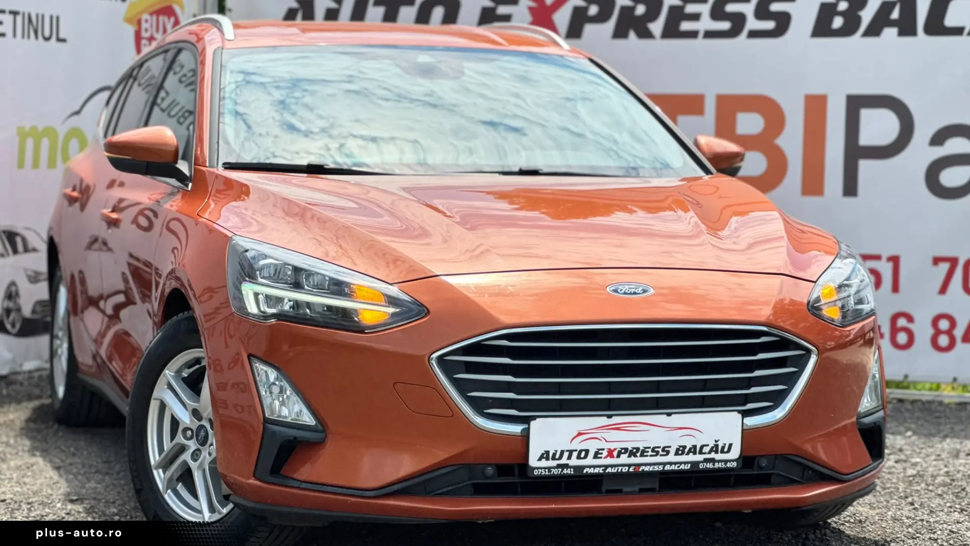 FORD FOCUS