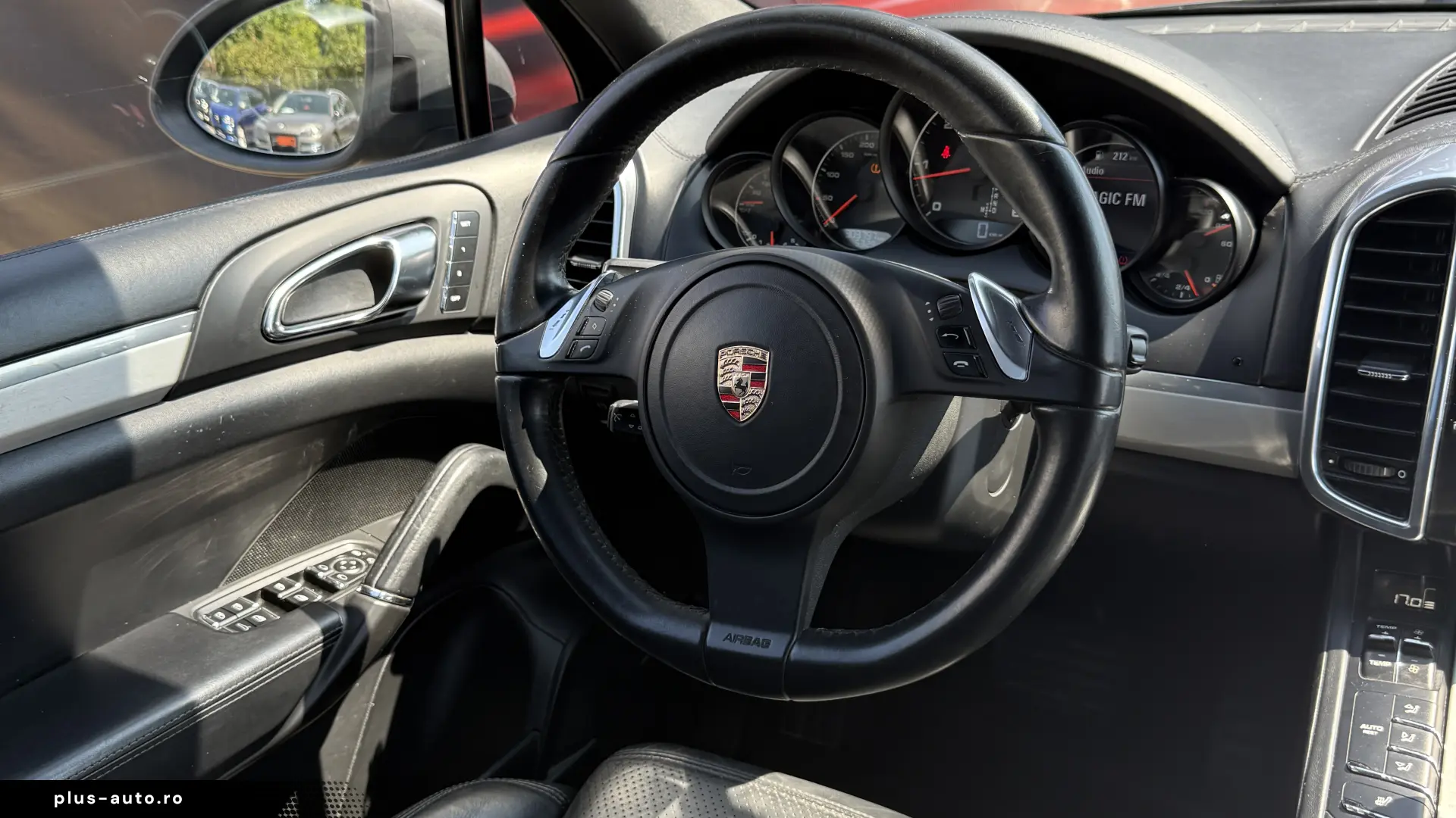 Porsche Cayenne 2012