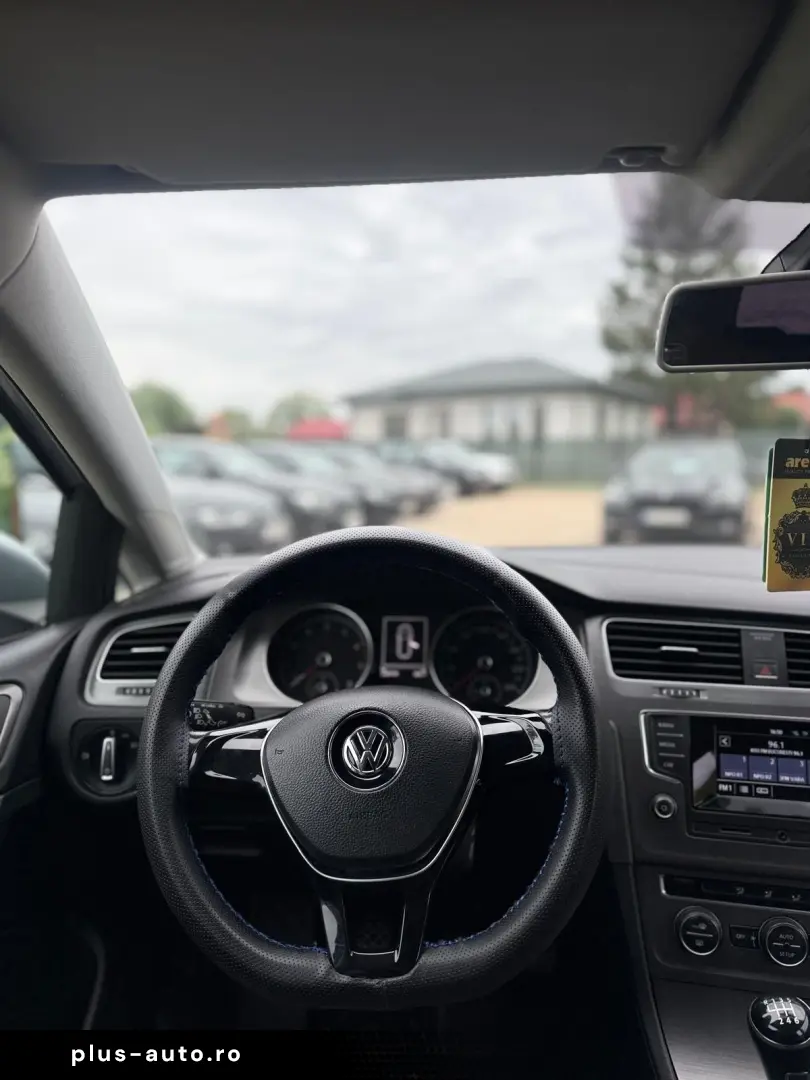 VW  Golf  GOLF 7 variant