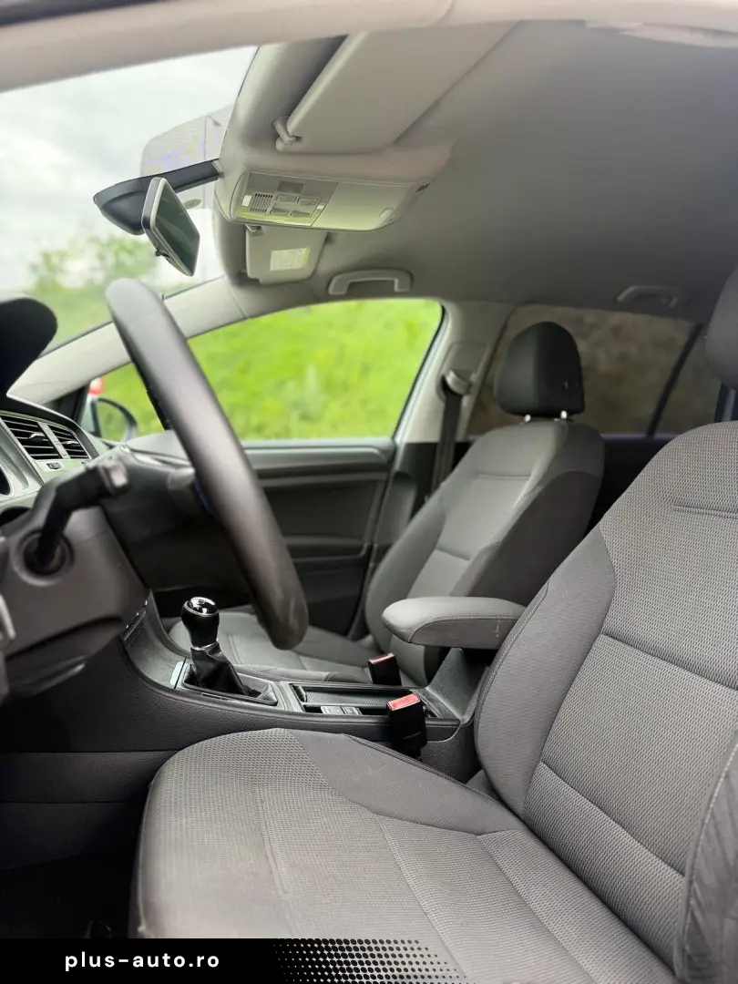 VW  Golf  GOLF 7 variant