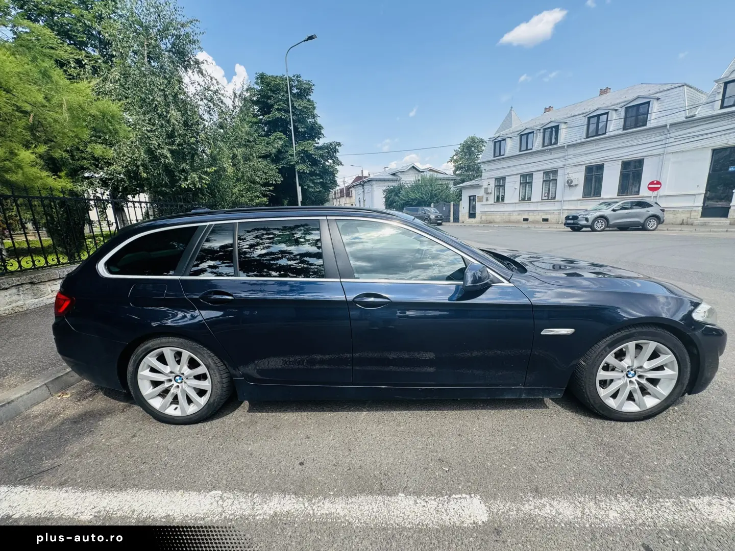 BMW 525
