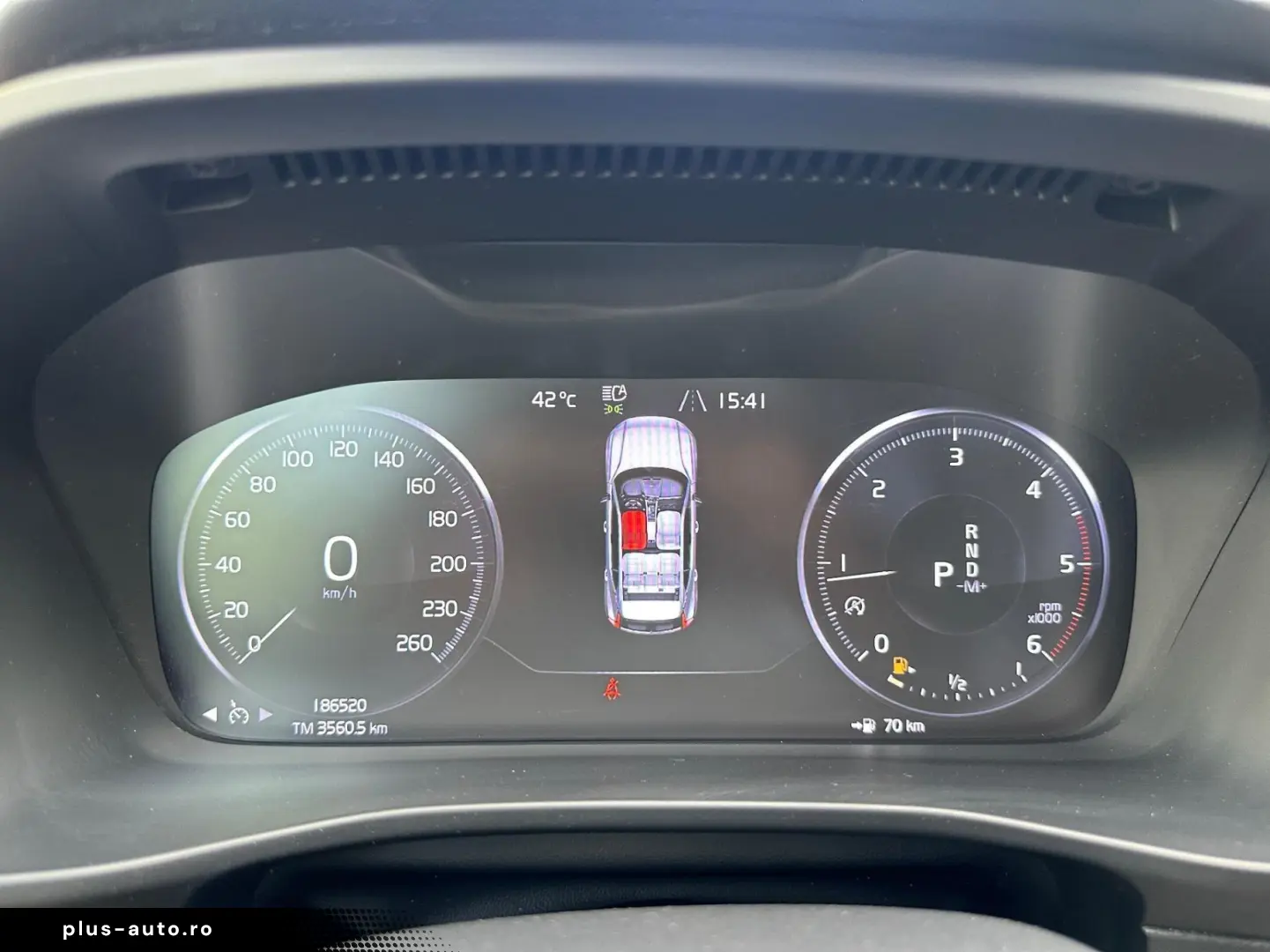 VOLVO XC40 2019 — imagine 16