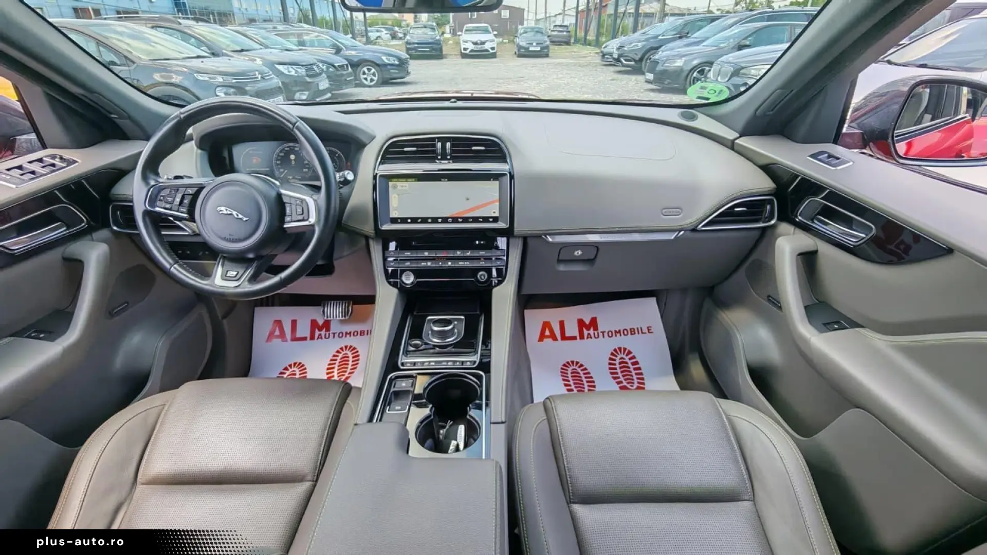 Jaguar F-Pace R-Dynamic 4x4 Diesel 2017 - Rate   Credit   Ga